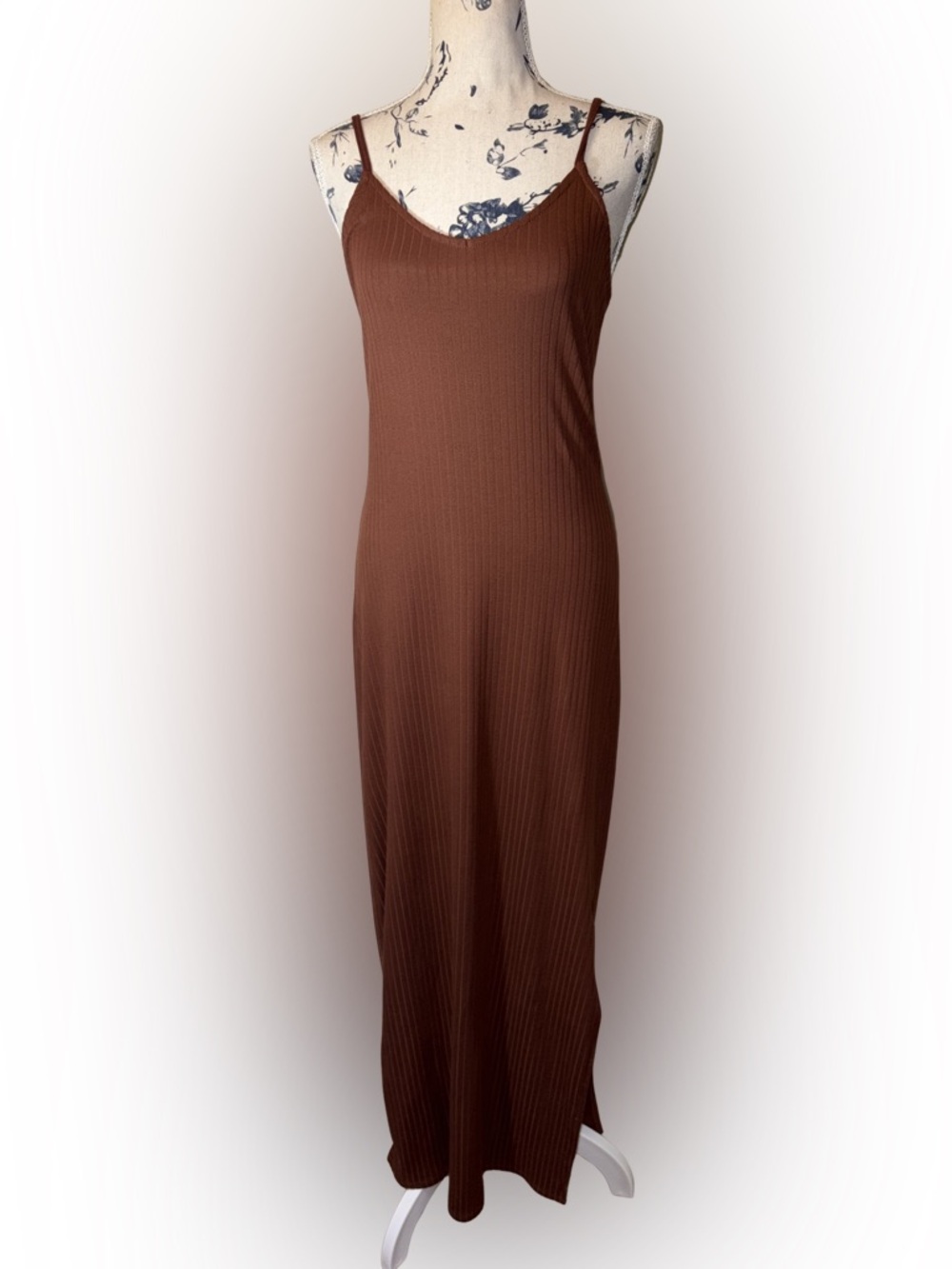 NWT Absolutely Love It!! Brown Ribbed Maxi Dress Medium